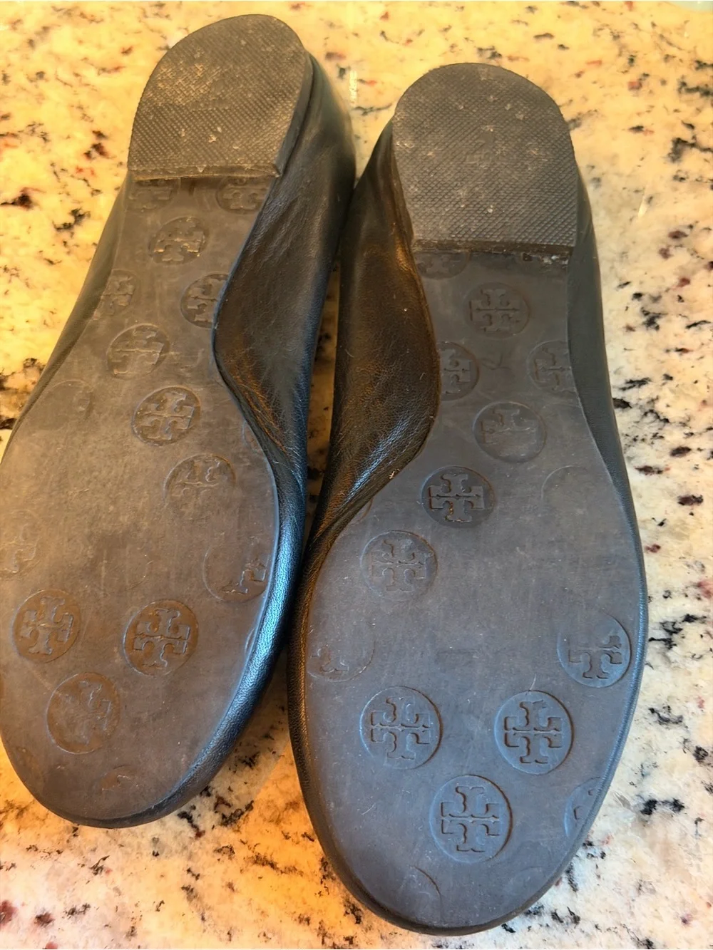 Tory Burch Black Leather Logo Round-Toe Ballet Flats